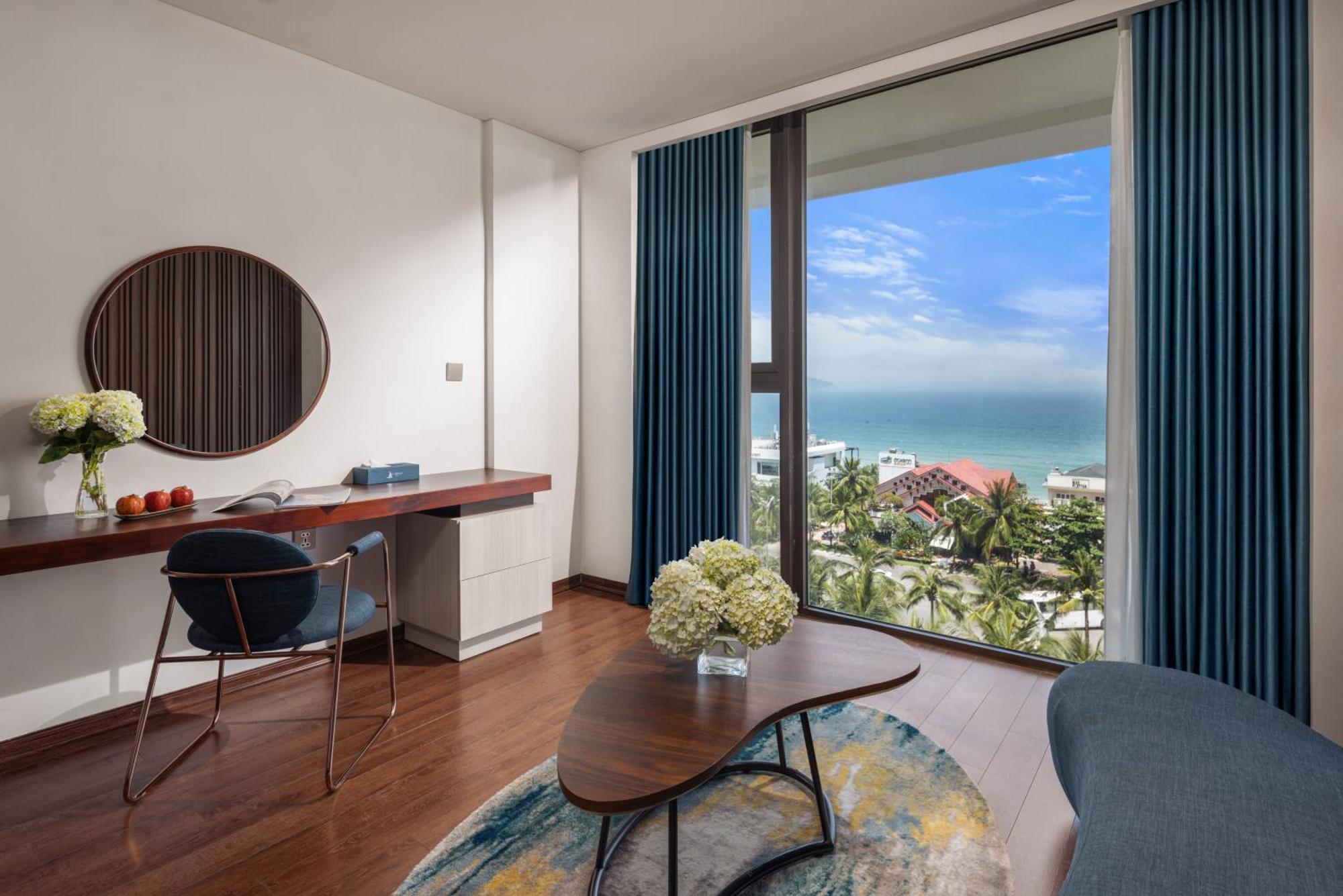 Canvas Danang Beach Hotel Luaran gambar